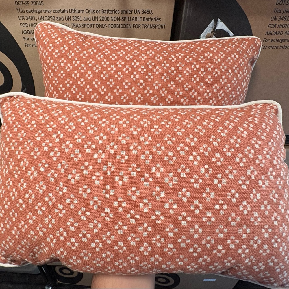 Set of 2 Lumbar geometric floral orange pillows - Threshold